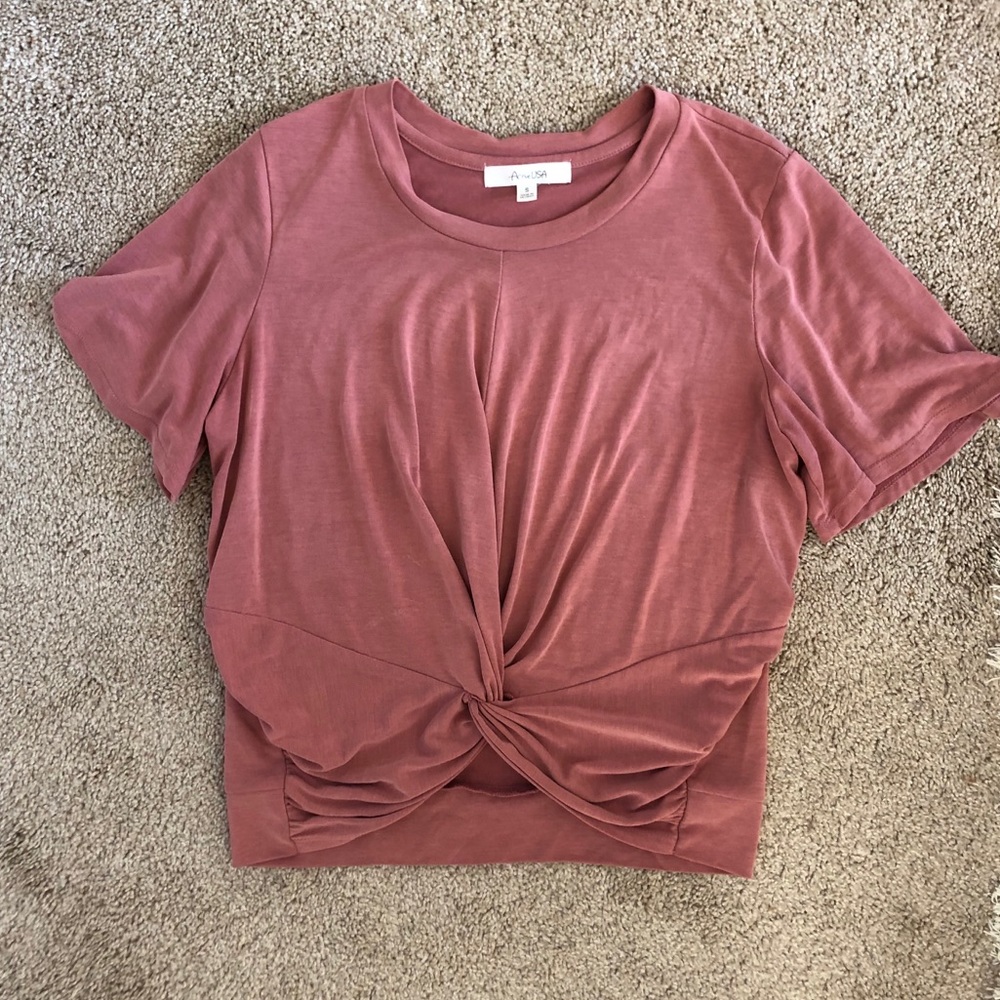 Pink cropped tee
